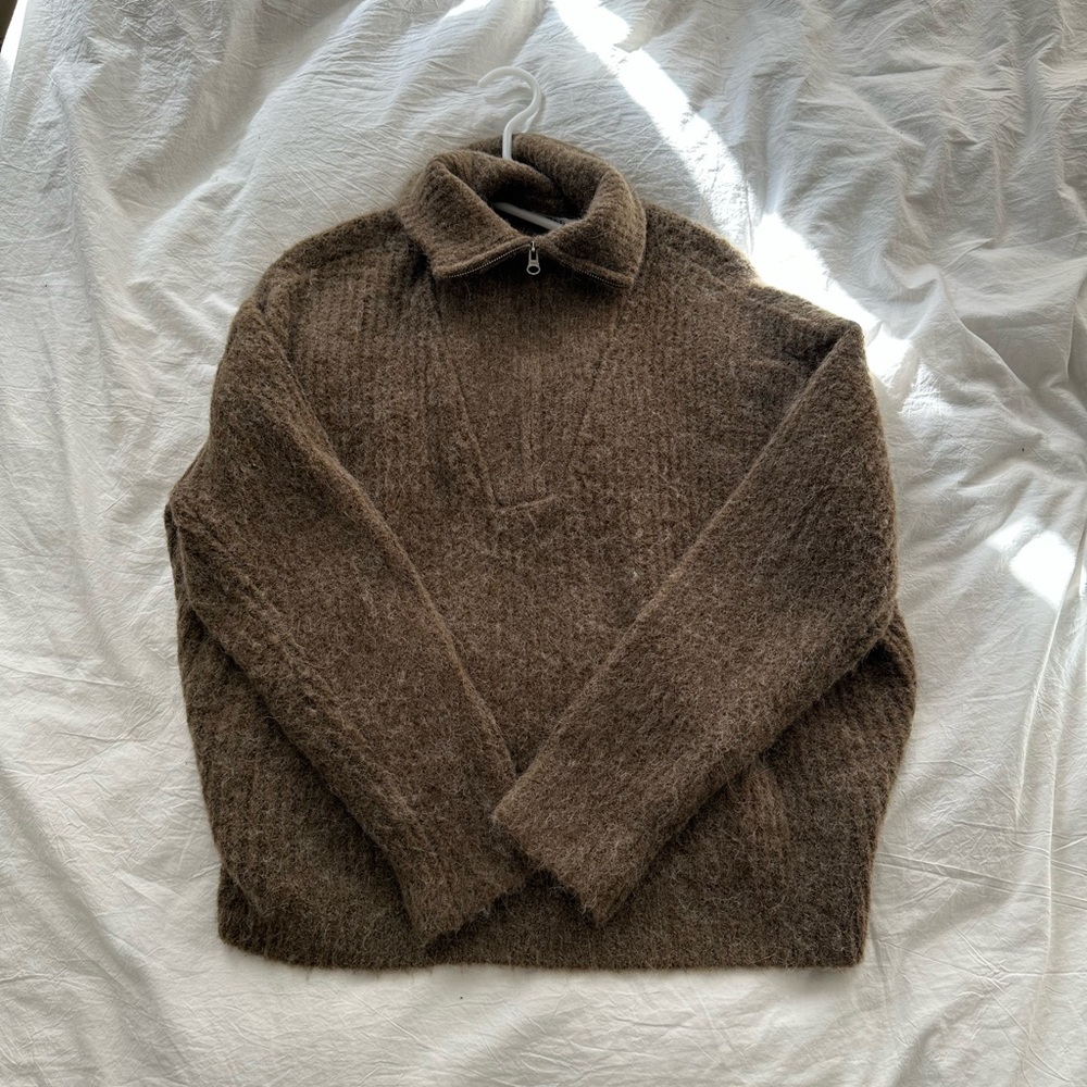 Boii studios light brown half zip